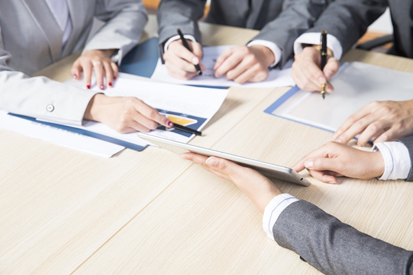 企業(yè)如何應(yīng)對(duì)突發(fā)事件？