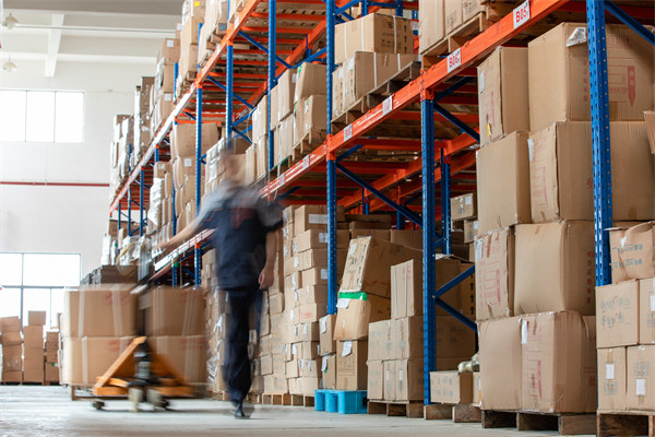 如何讓員工參與部門的規(guī)劃與決策？