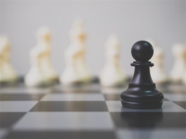 一旦跑偏就會(huì)失去競(jìng)爭(zhēng)力：如何讓戰(zhàn)略持續(xù)生效？