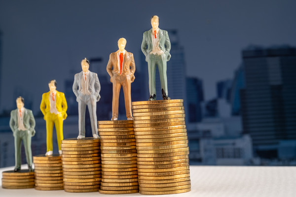 集團財務整合優(yōu)化：降低成本，提高資金使用效率