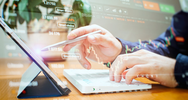 企業(yè)應(yīng)該如何調(diào)整和優(yōu)化年度經(jīng)營計劃？