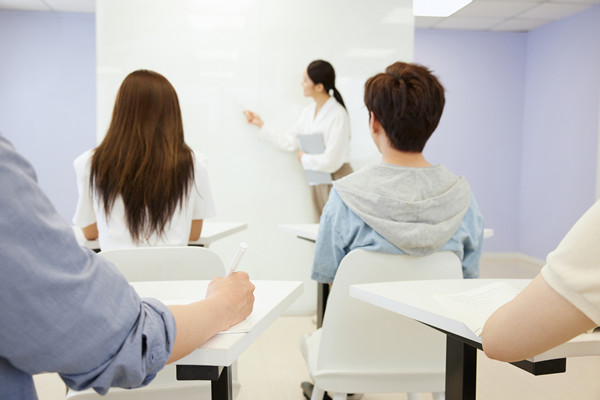 人才梯隊建設：培養(yǎng)儲備，確保企業(yè)持續(xù)發(fā)展