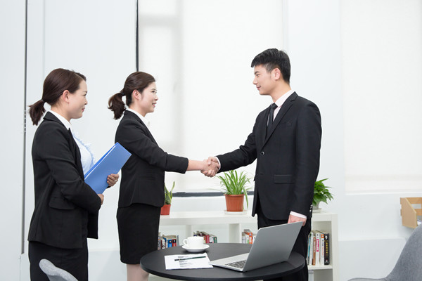 績效溝通：及時反饋，解決績效問題