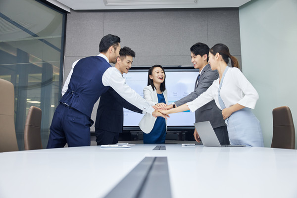 組織規(guī)劃咨詢：協助企業(yè)建立高效團隊，提升員工素質