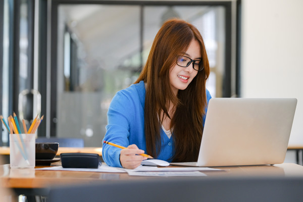 集團管控中的財務(wù)管理：策略、風(fēng)險與內(nèi)部控制