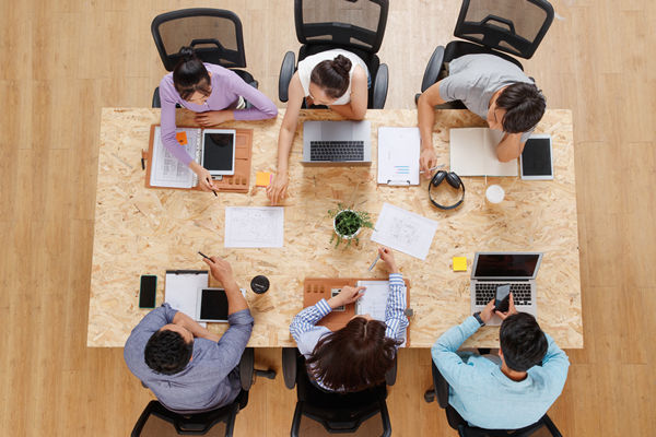 薪酬體系設(shè)計：根據(jù)企業(yè)戰(zhàn)略，設(shè)計科學(xué)體系