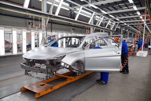 打破瓶頸，提升產能：精益生產在企業(yè)生產現場的應用