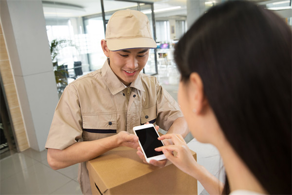 品牌與消費(fèi)者關(guān)系：建立深厚聯(lián)系，提升忠誠(chéng)度