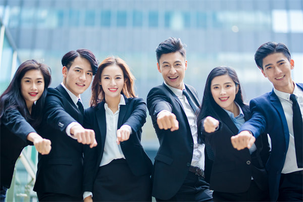 協(xié)同效應(yīng)：強化內(nèi)部溝通，打造高效協(xié)作團隊