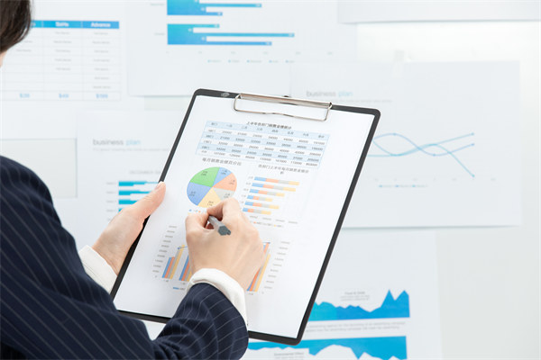 聚焦年度經(jīng)營(yíng)計(jì)劃，把握市場(chǎng)脈搏，共創(chuàng)企業(yè)美好未來(lái)