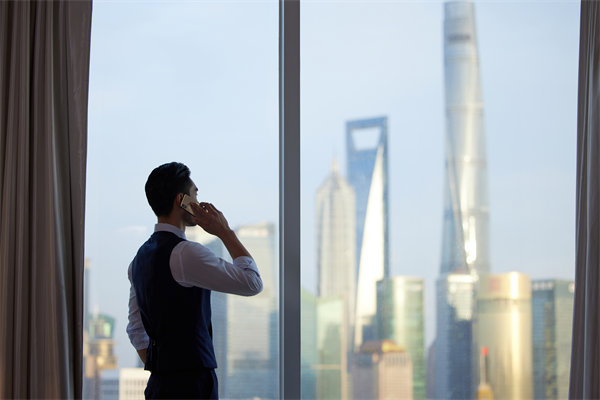 領(lǐng)導(dǎo)智慧：培養(yǎng)卓越領(lǐng)導(dǎo)者，引領(lǐng)企業(yè)不斷前行