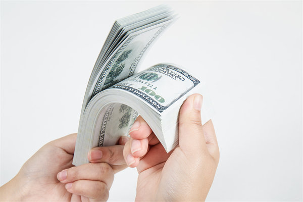 薪酬體系優(yōu)化：降低成本，提升員工滿(mǎn)意度