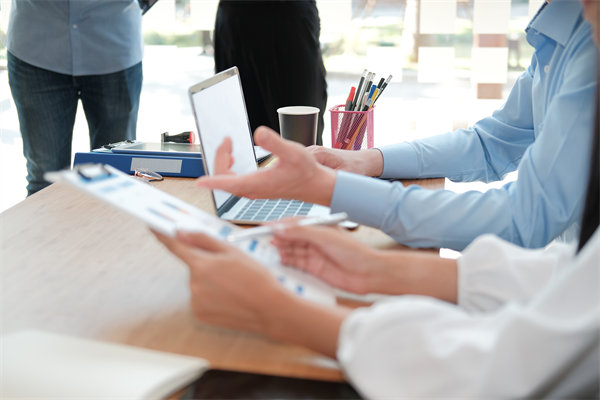 如何科學設定KPI，確?？冃Э己思裙接指咝?？