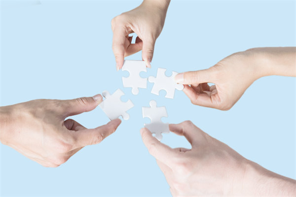 年度經(jīng)營策略調(diào)整：如何根據(jù)市場趨勢靈活應變？