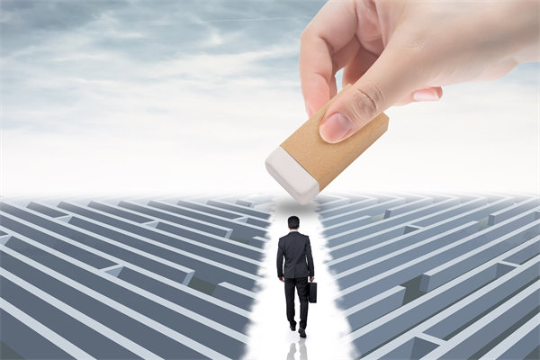 面對行業(yè)變革，企業(yè)如何重構(gòu)組織以適應(yīng)新市場環(huán)境？