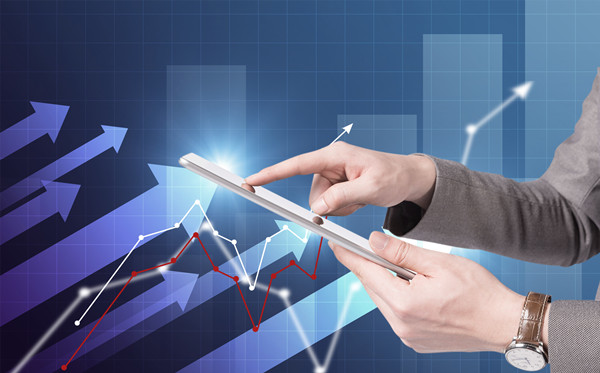 績效評估中如何平衡定量與定性指標，提升評價質(zhì)量？