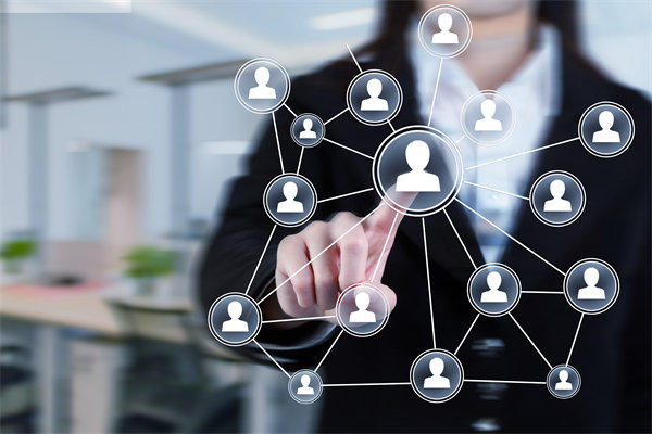 管理咨詢?nèi)绾尉珳拾衙}，引領企業(yè)高效轉型升級？