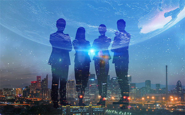 全球化運(yùn)營(yíng)中，集團(tuán)管控面臨哪些新挑戰(zhàn)及應(yīng)對(duì)策略？