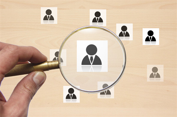 集團人才戰(zhàn)略：如何促進內(nèi)部流動與外部吸引？