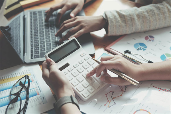 面對經(jīng)濟新常態(tài)，企業(yè)如何靈活調(diào)整預算策略？