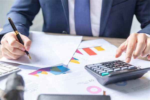 如何設(shè)計高效能薪酬體系以激發(fā)員工最大潛能？