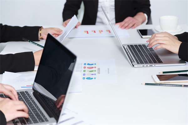 績(jī)效管理的溝通障礙有哪些？如何突破以增進(jìn)透明度？