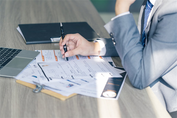 企業(yè)在招聘過程中，如何確保公平性與多樣性并存？