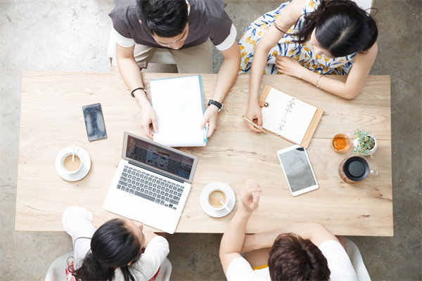 員工福利創(chuàng)新：哪些非貨幣激勵(lì)能顯著提升員工忠誠(chéng)度？