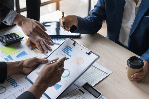 信息流通障礙：如何確保集團(tuán)內(nèi)部管控信息的暢通？