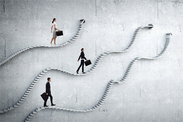 如何平衡員工個人績效與企業(yè)整體目標，實現(xiàn)雙贏？