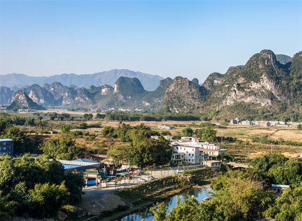 清遠(yuǎn)集團(tuán)管控咨詢公司如何強(qiáng)化集團(tuán)集權(quán)與分權(quán)？