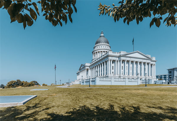 特朗普宣布勝選！國(guó)內(nèi)制造業(yè)何去何從？