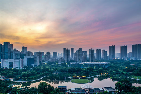 佛山薪酬咨詢(xún)公司如何為企業(yè)量身定制薪酬體系？