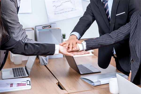 集團(tuán)管控下，如何激勵(lì)子公司創(chuàng)新與自主性？