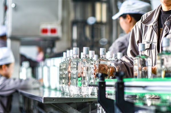 精益生產理念如何幫助企業(yè)實現(xiàn)持續(xù)的質量改進？