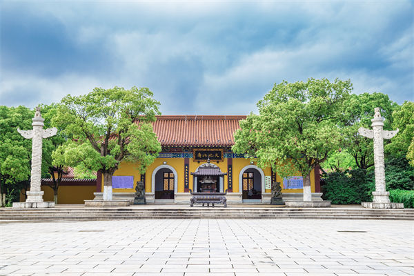 南昌年度經(jīng)營(yíng)計(jì)劃咨詢公司如何為企業(yè)定制全年發(fā)展藍(lán)圖？