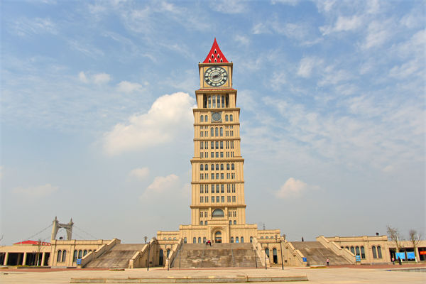 贛州戰(zhàn)略咨詢公司如何幫助企業(yè)制定長遠發(fā)展規(guī)劃？