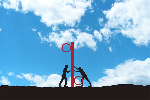 在全球化背景下，企業(yè)如何構(gòu)建競(jìng)爭優(yōu)勢(shì)的戰(zhàn)略框架？