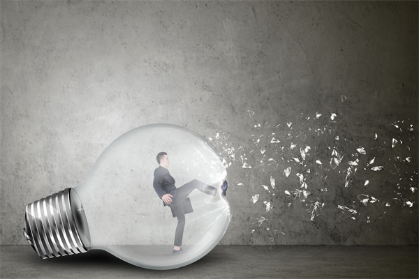 營銷團(tuán)隊(duì)如何培養(yǎng)創(chuàng)新思維，應(yīng)對市場變化？