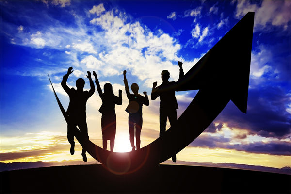 組織架構(gòu)混亂，效率極低，怎么規(guī)劃才能讓企業(yè)重?zé)ㄉ鷻C(jī)？