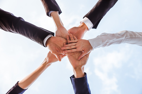 集團(tuán)管控模式陳舊，阻礙業(yè)務(wù)擴(kuò)張，如何更新?lián)Q代？