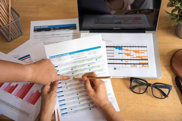 薪酬績(jī)效總難平衡，怎樣調(diào)整才能既控成本又激勵(lì)員工？