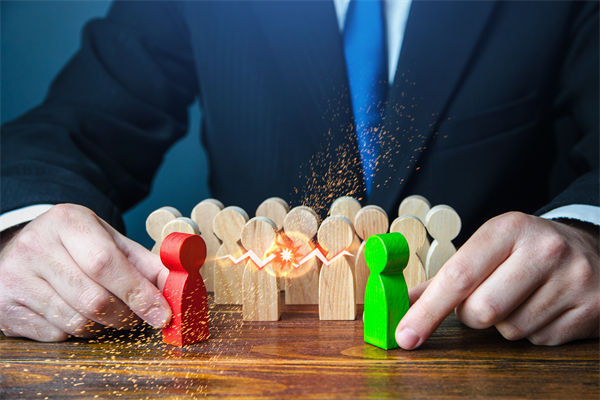 新老業(yè)務(wù)沖突不斷，企業(yè)戰(zhàn)略管理如何平衡布局？