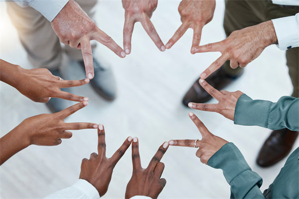 特朗普政府禁止哈佛大學招收國際生，企業(yè)文化怎么看？