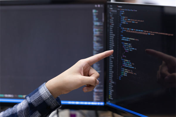 數(shù)據(jù)泛濫成災(zāi)難利用？企業(yè)數(shù)字化轉(zhuǎn)型如何打通任督二脈？