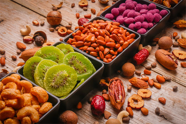 品牌營銷分析：第一批開零食店的人，賺夠千萬離場了