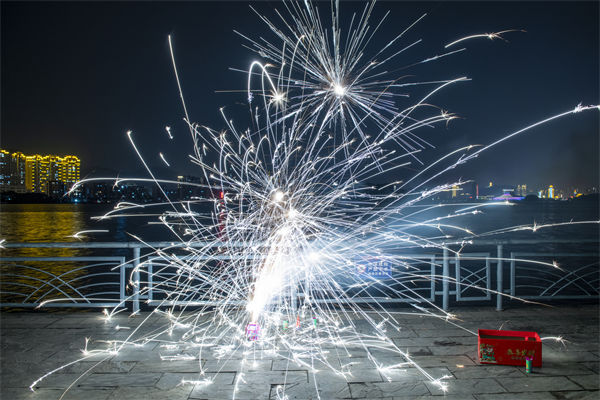 精益生產(chǎn)分析：湖南一花炮廠爆炸，現(xiàn)場升起蘑菇云