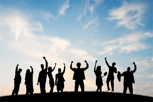 目標(biāo)年年改，是環(huán)境變太快還是規(guī)劃沒抓底層邏輯？