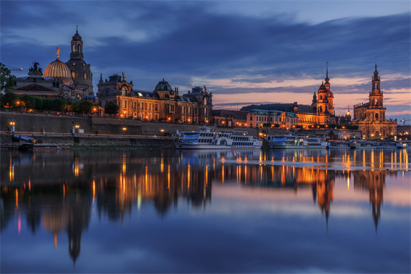 關(guān)聯(lián)企業(yè)戰(zhàn)略分析：一個(gè)小縣城攬到了德國電動(dòng)車生意