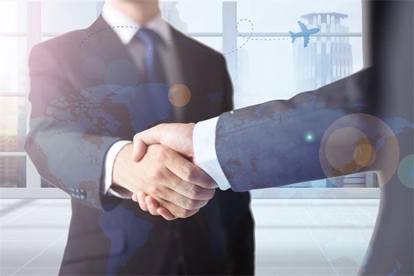 關(guān)聯(lián)企業(yè)戰(zhàn)略分析：一個(gè)小縣城攬到了德國(guó)電動(dòng)車(chē)生意